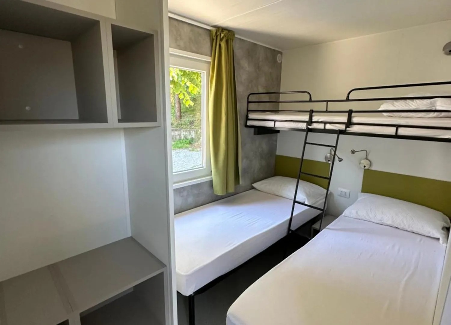 Camping Campeggio Madonna Del Ghisallo Magreglio Italia